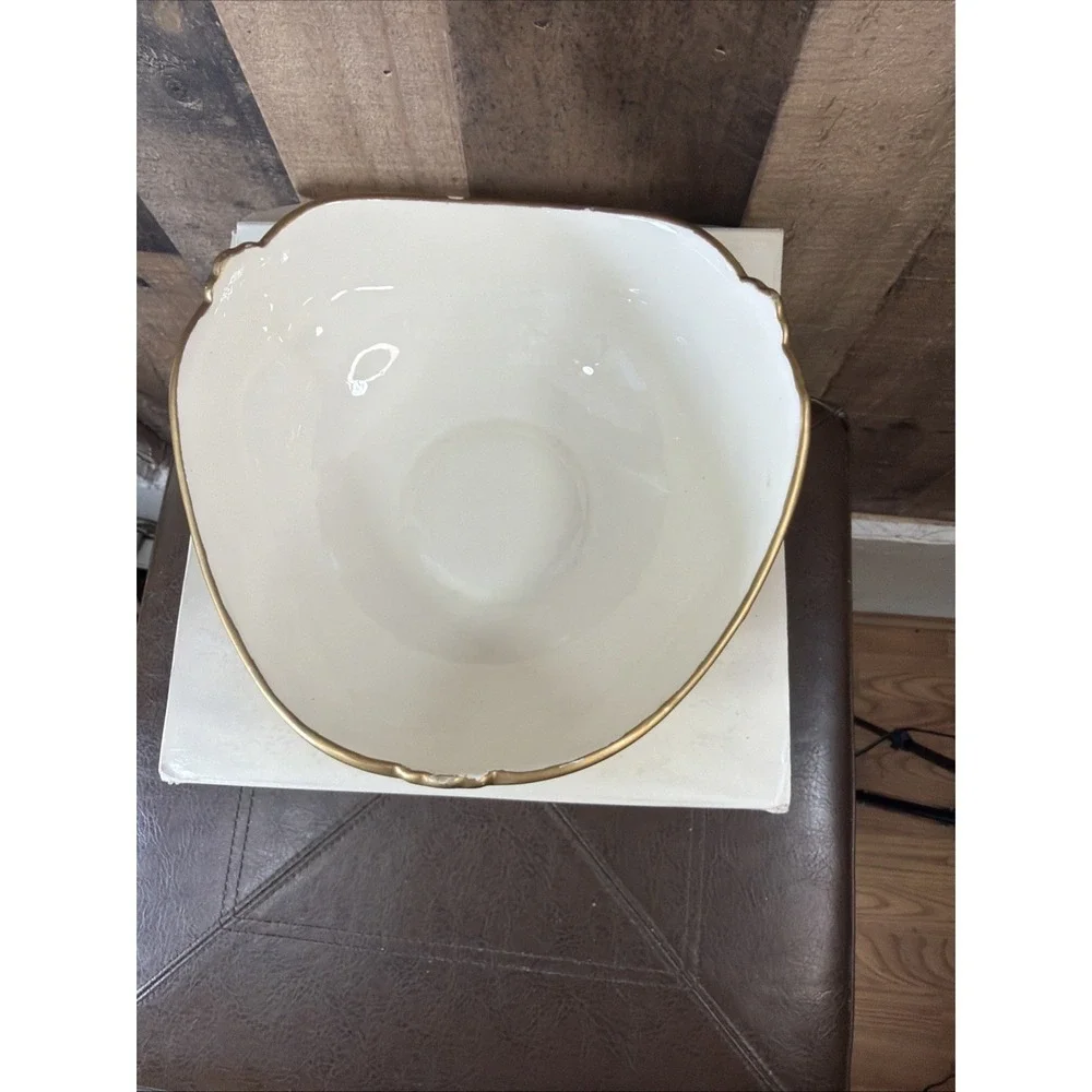 VTG 1989 Fitz Floyd Old Tyme Holiday Ceramic Bowl Ribbed Red‎ Gold Flawed w/ Box